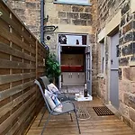 Dragon\'S Retreat 2 Bedroom Apartment